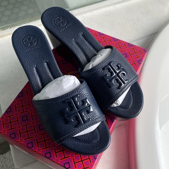 Tory Burch Lowell 280 mm wedge slide tumbled leather NEW - Picture 3 of 10